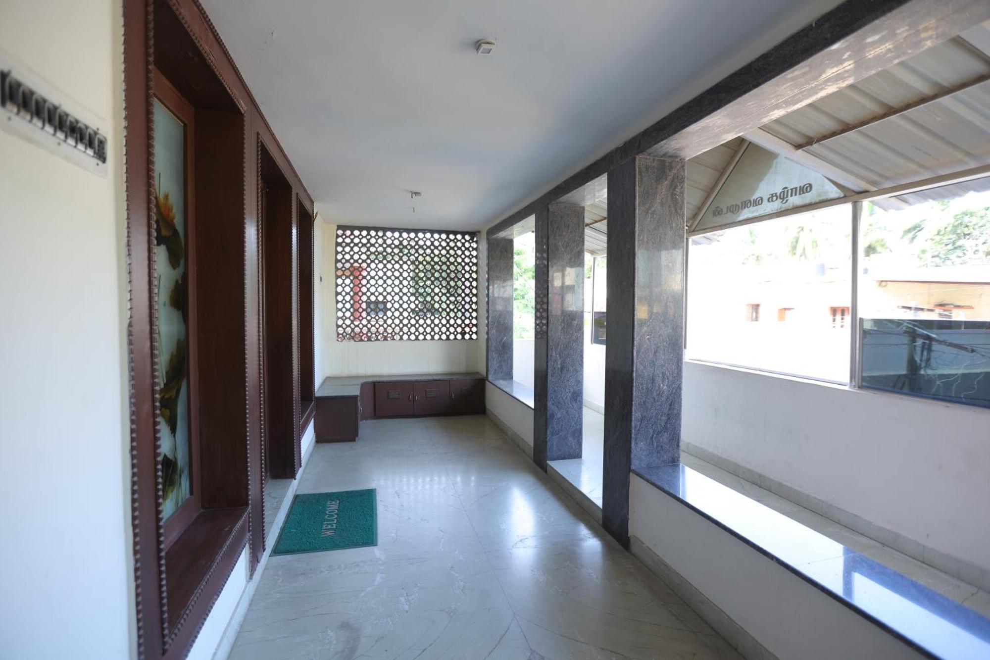 Happyhomes Porur -Near Rmz Software Park-Commerzone-Dlf It Sez Park -L&T Chennai Exterior foto
